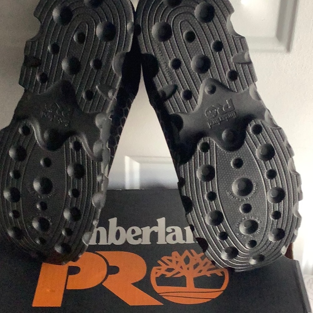 Timberland woman’s steel Toes shoes. - Picture 5 of 5